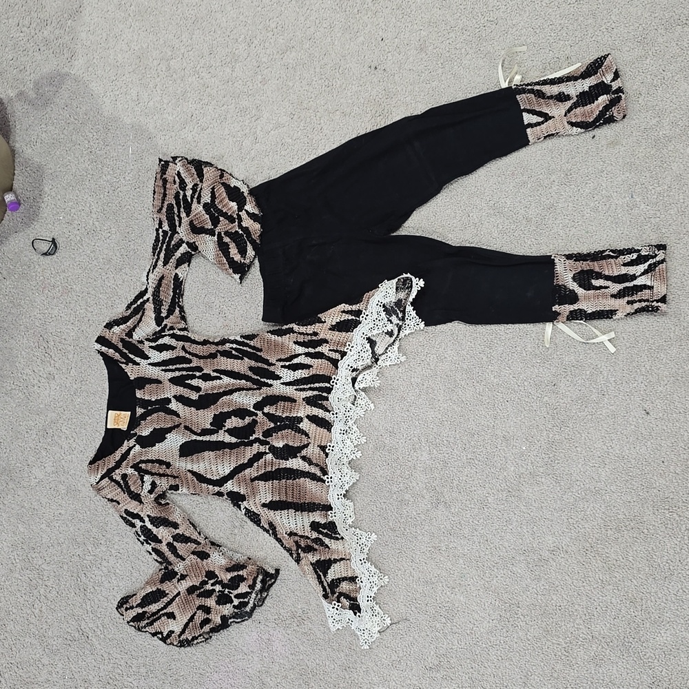 Girls animal print set